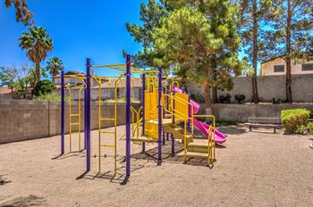 Madison at Black Mountain apartments in Henderson, NV 89015 photo of playground